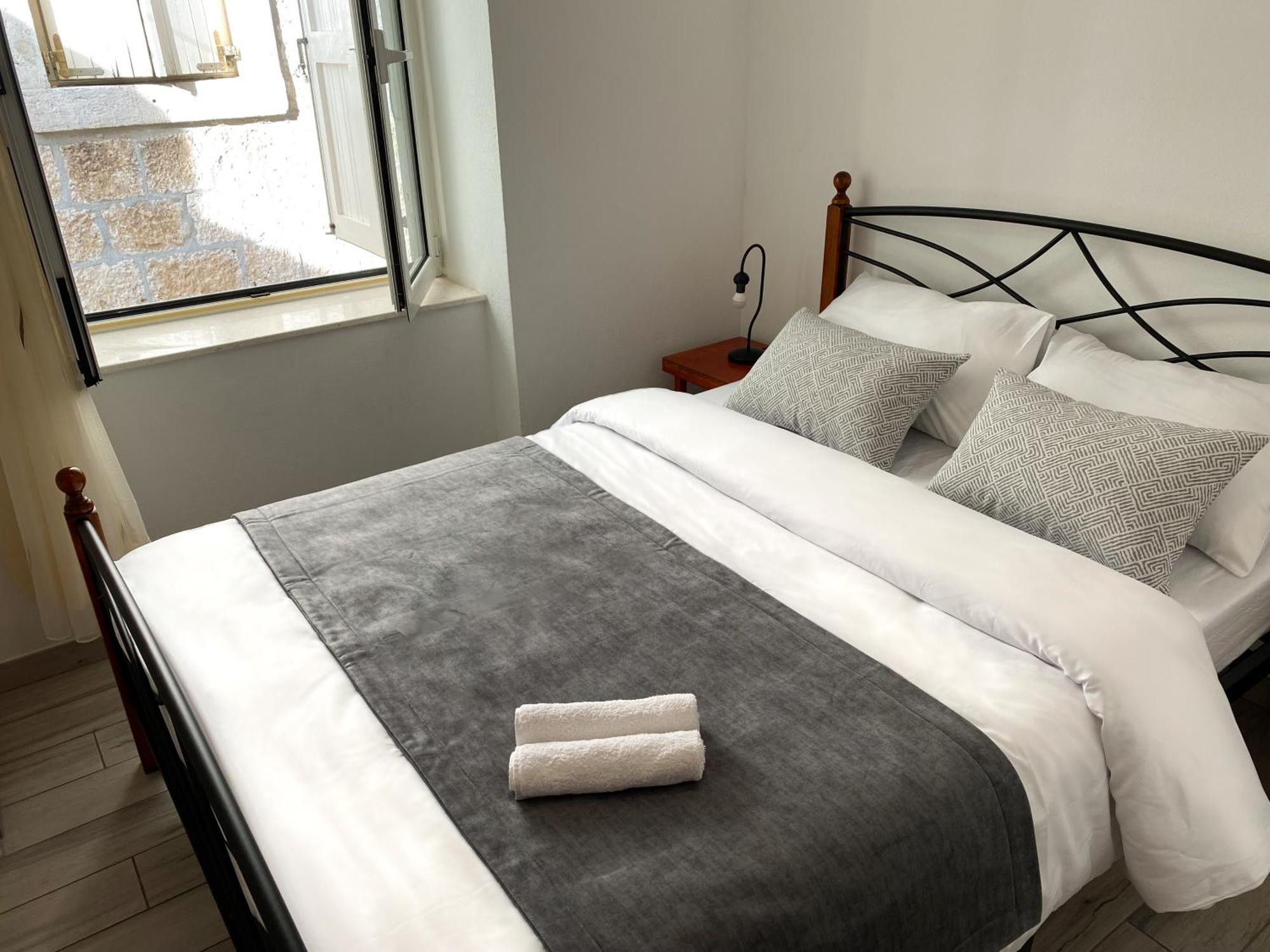 מילנה Riva Apartments Villa Thalia - Milna, Brac מראה חיצוני תמונה